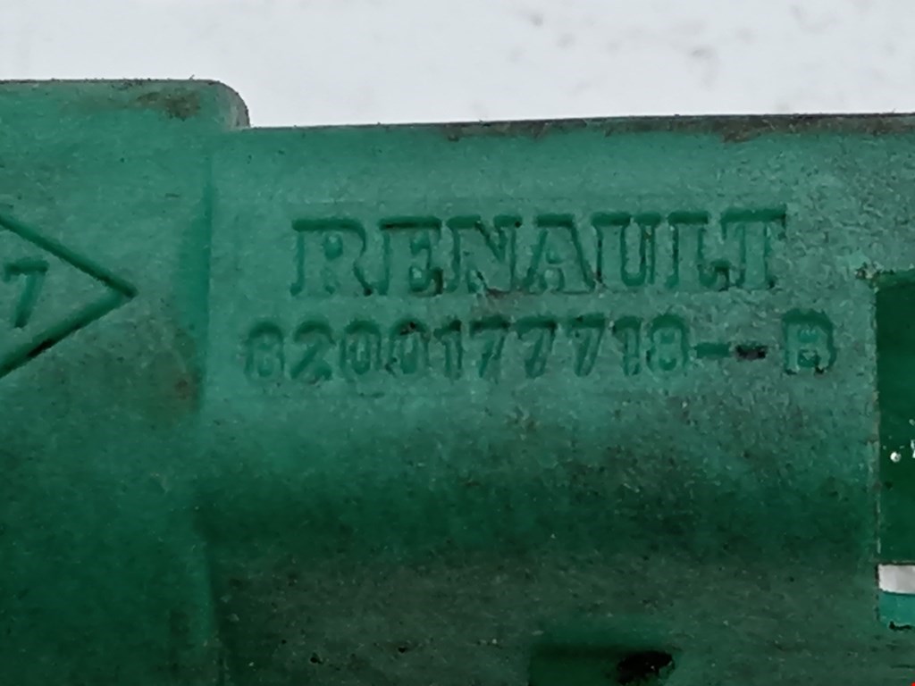 Датчик включения заднего хода Renault Megane 2 купить в Беларуси