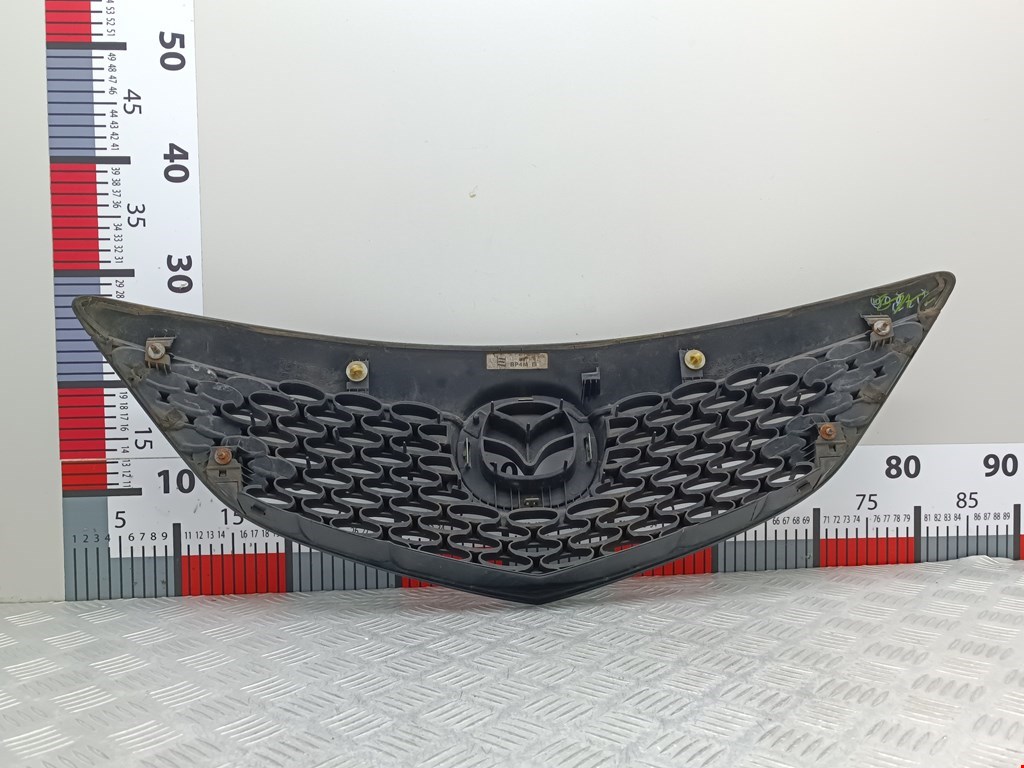 Решетка радиатора Mazda 3 BK купить в Беларуси
