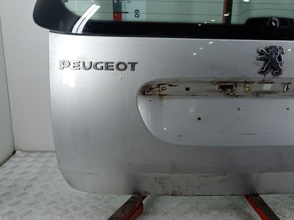 Крышка (дверь) багажника Peugeot 307 купить в России