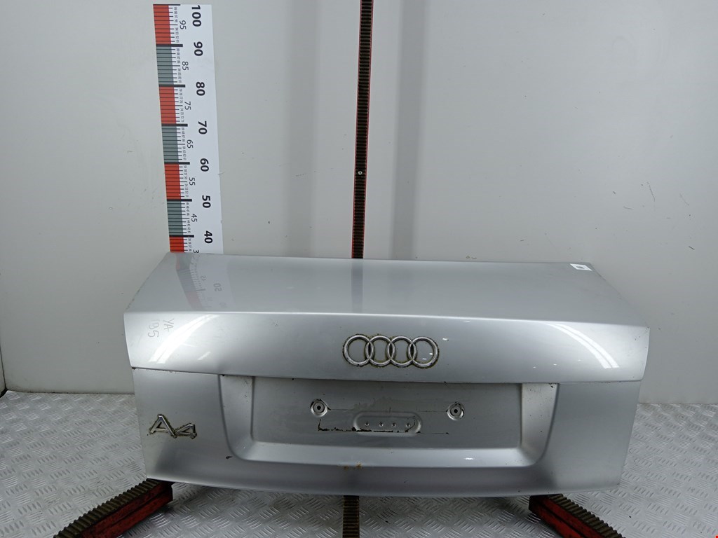 Крышка (дверь) багажника Audi A4 B6 купить в Беларуси