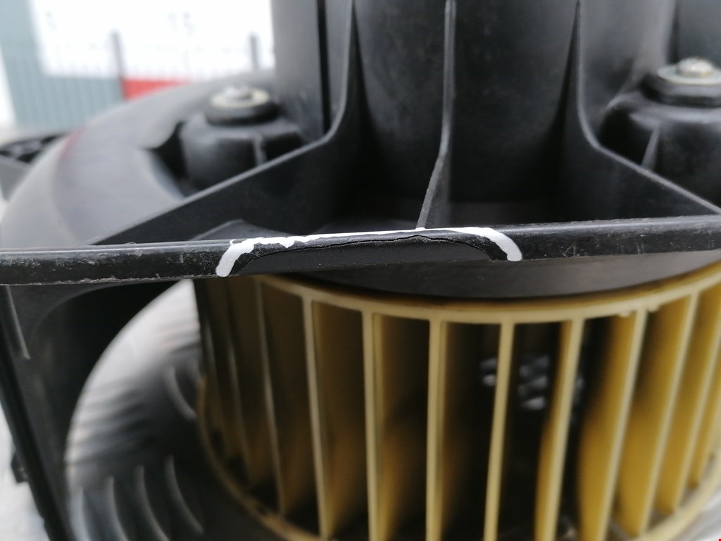 Моторчик печки (вентилятор отопителя) Opel Omega B купить в России