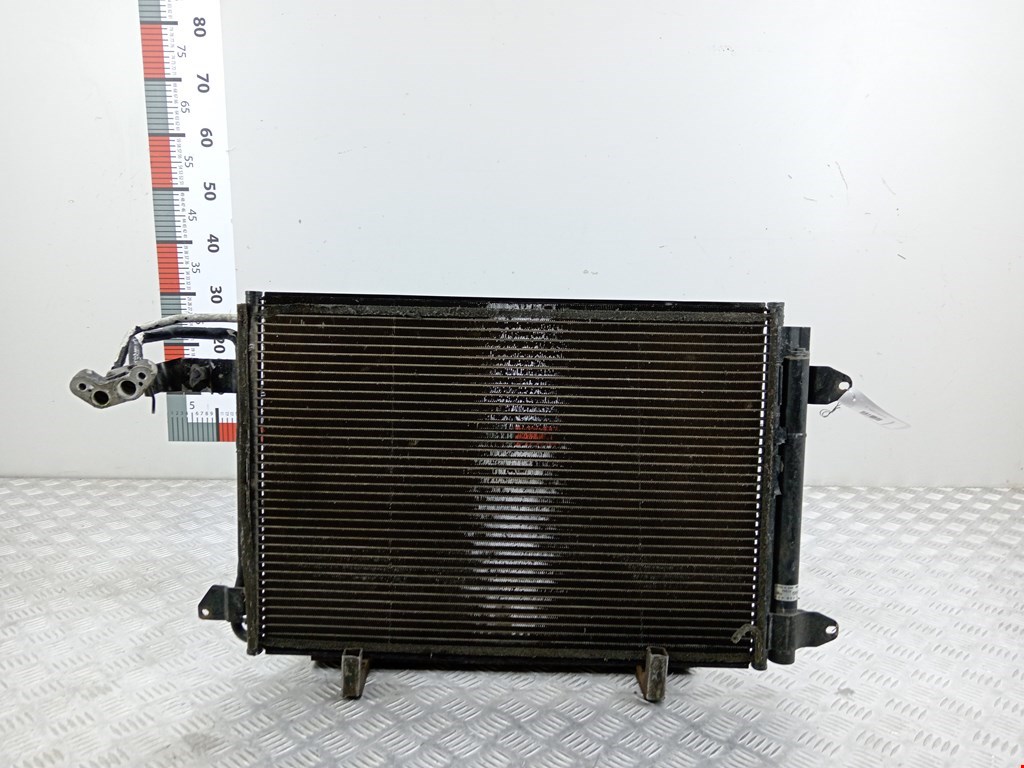 Радиатор кондиционера Audi A3 8P купить в Беларуси