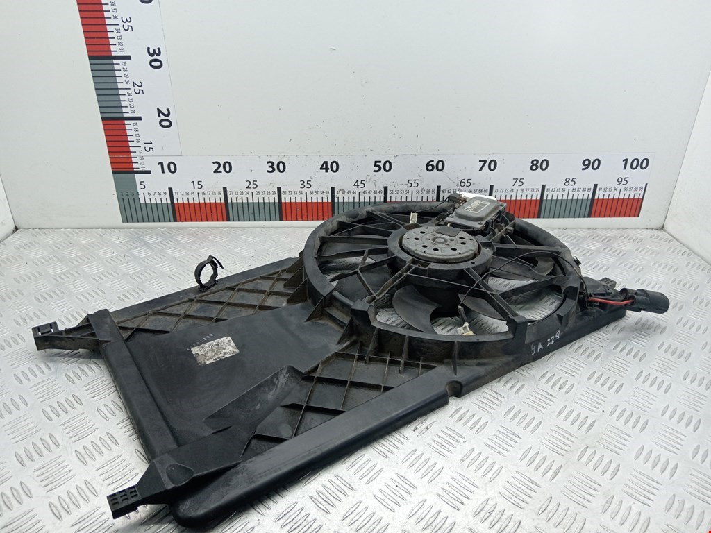 Вентилятор радиатора основного Mazda 3 BK купить в Беларуси