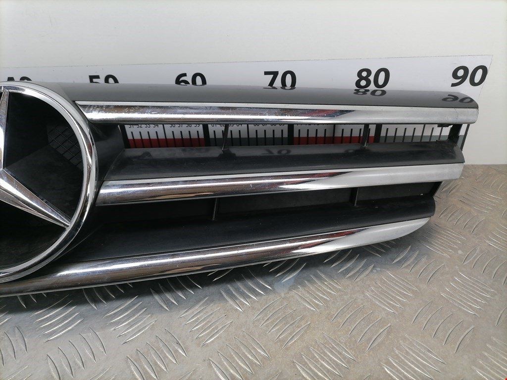 Решетка радиатора Mercedes CLC (CL203) купить в Беларуси