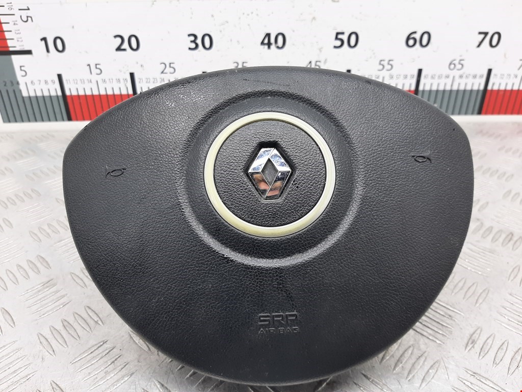 Подушка безопасности в рулевое колесо Renault Clio 3