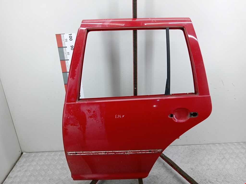 Дверь задняя левая Volkswagen Golf 4
