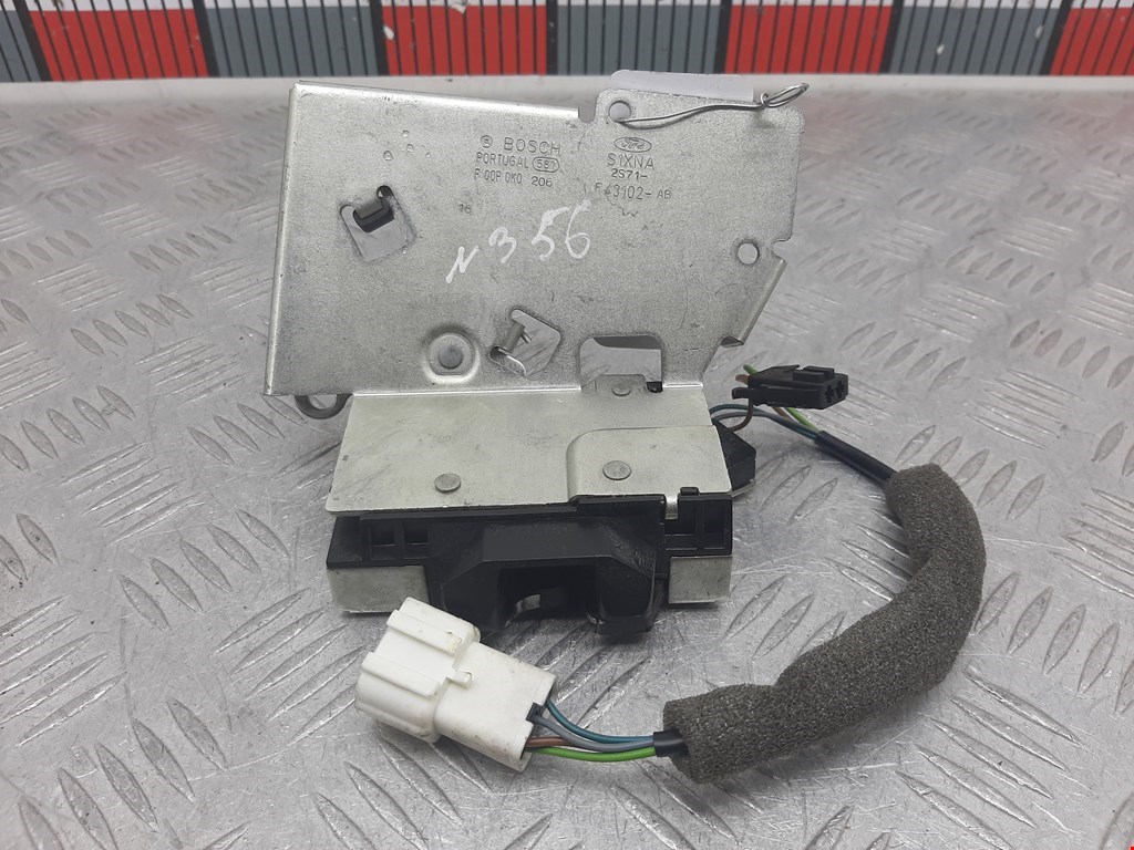 Замок крышки багажника Ford Mondeo 3