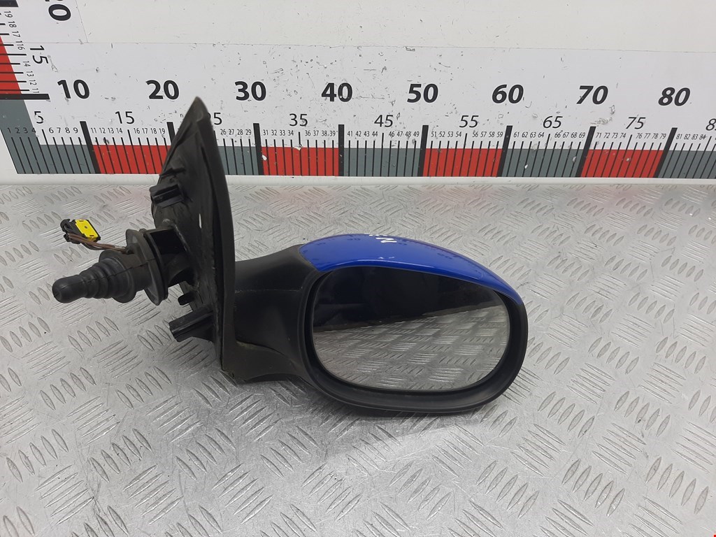 Зеркало боковое правое Peugeot 206