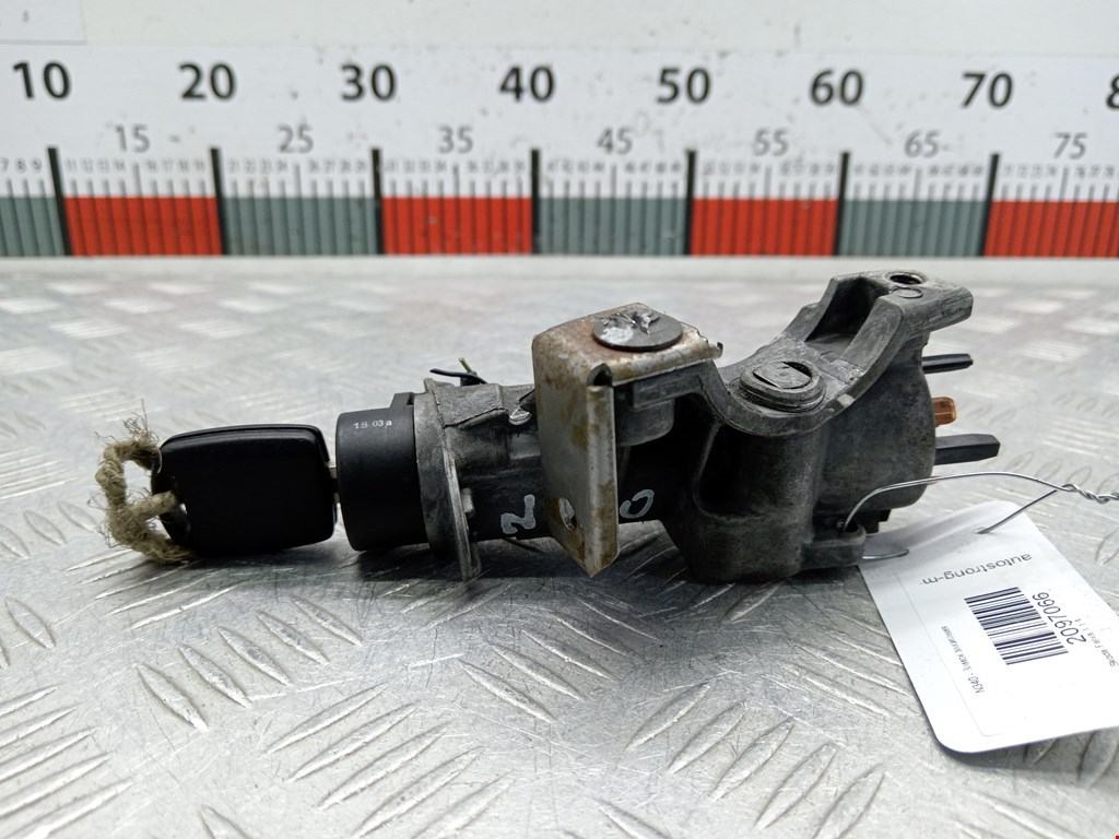 Замок зажигания Skoda Fabia 1