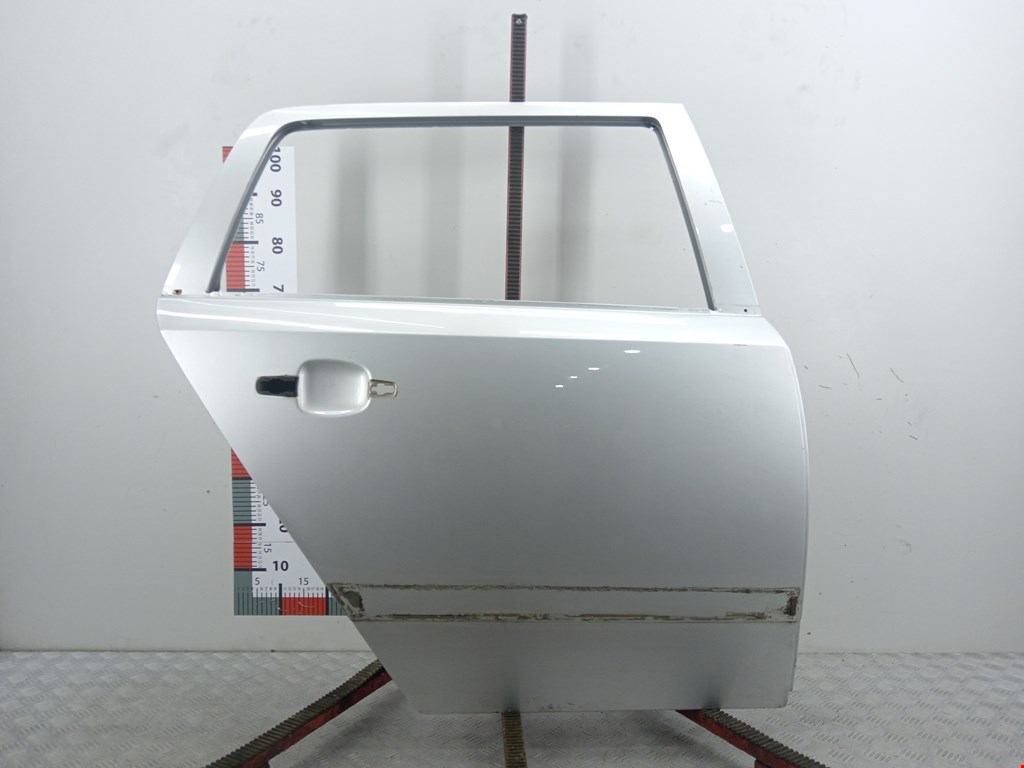 Дверь задняя правая Opel Astra H