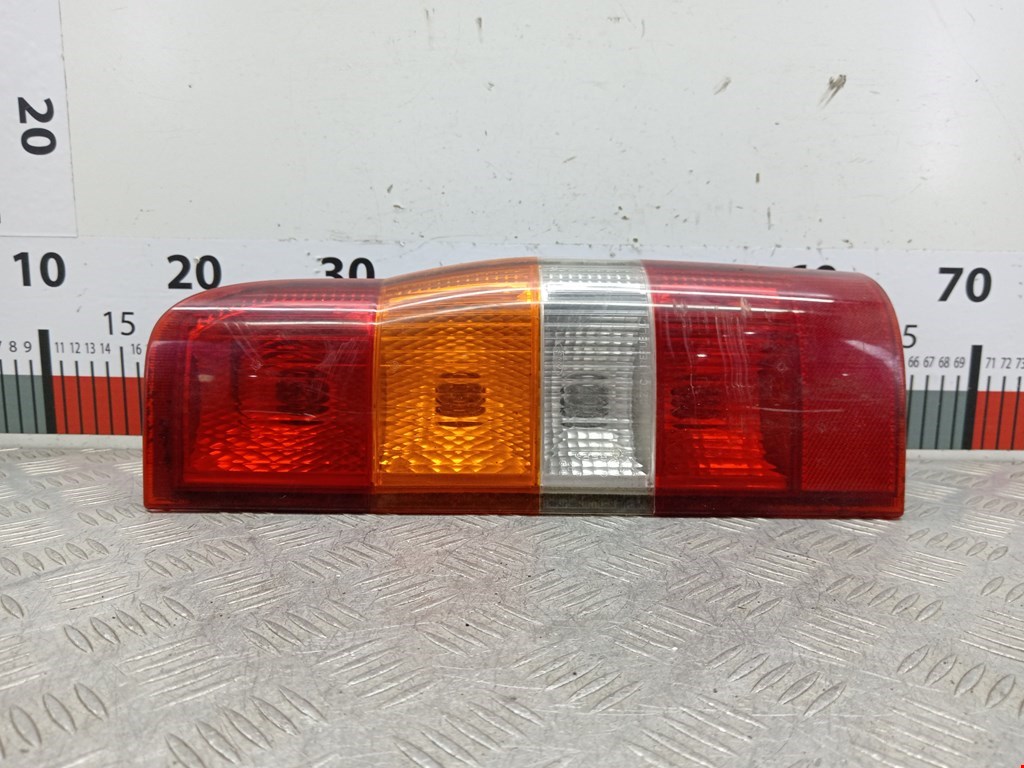 Фонарь задний правый Ford Transit 4