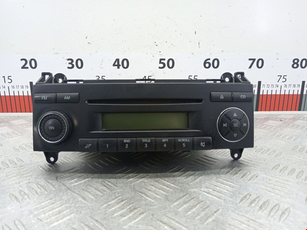 Магнитола Mercedes Sprinter 2 (W906)
