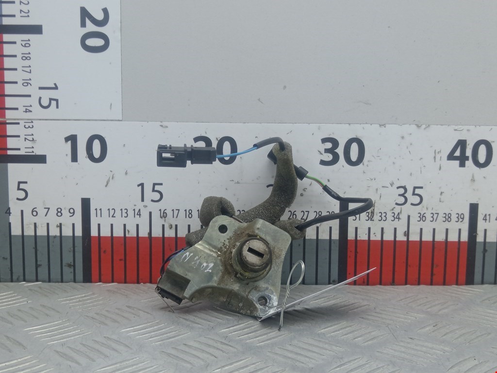 Личинка замка багажника Volkswagen Sharan 1