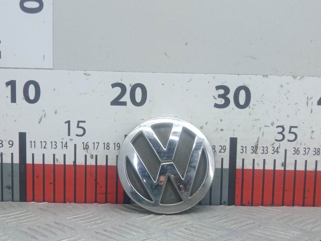 Эмблема (значок) Volkswagen Sharan 1