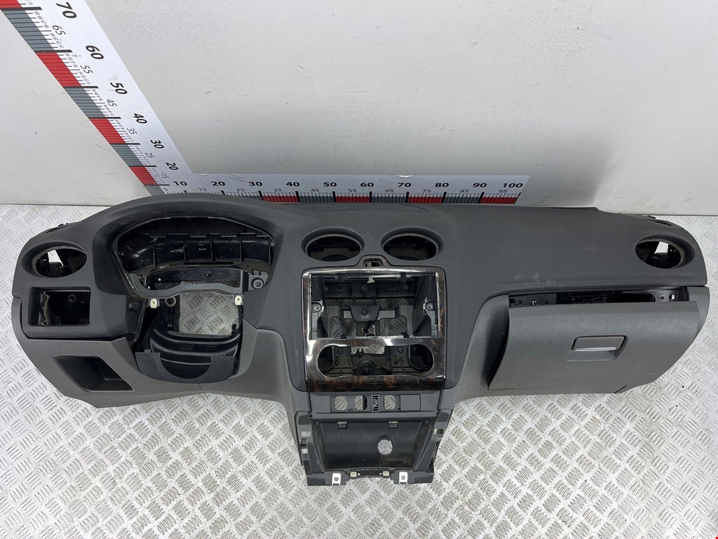 Торпедо (парприз панель приборов панель передняя) Ford Focus 2