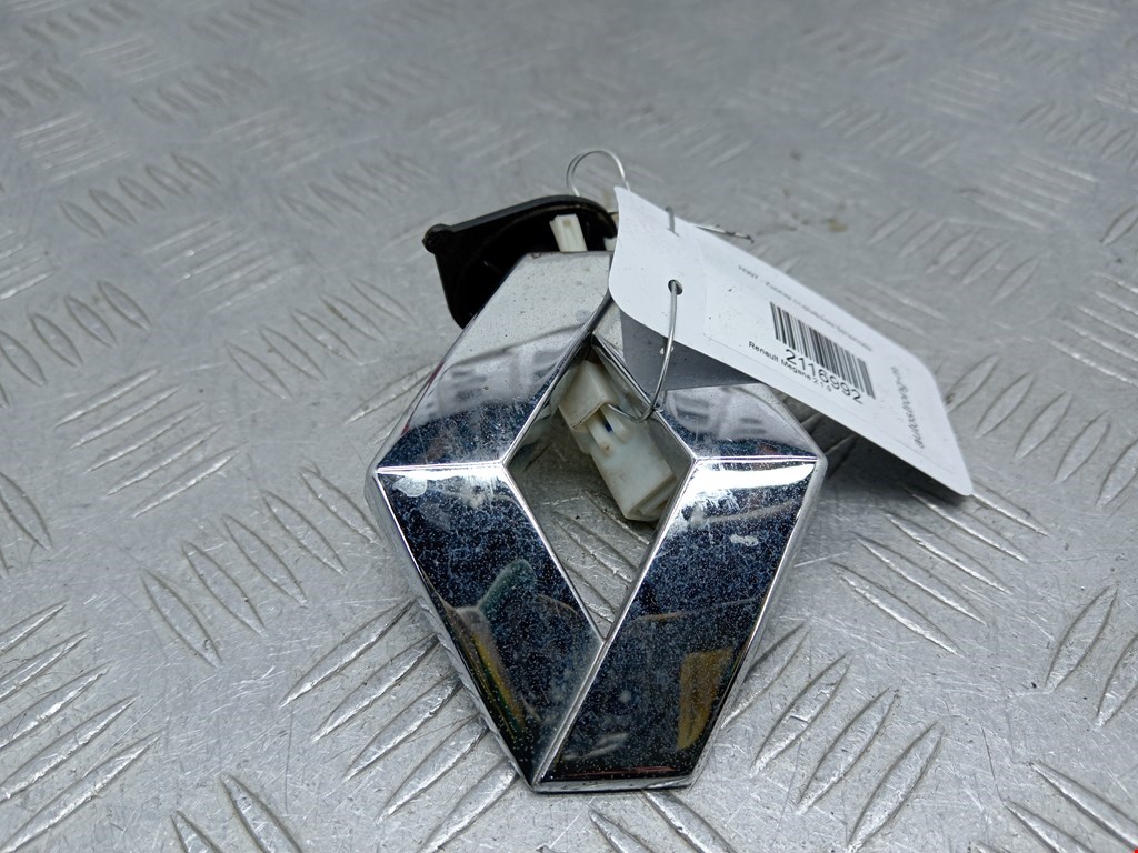 Кнопка открытия багажника Renault Megane 2