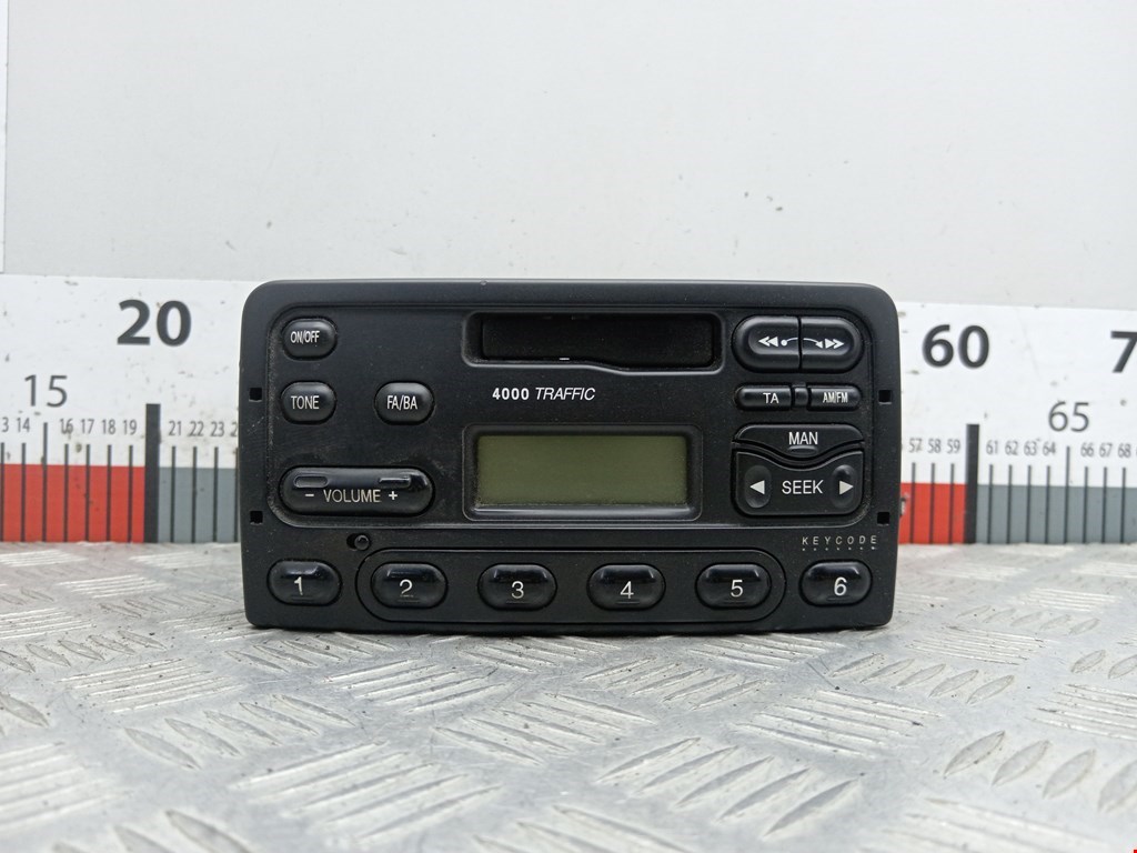 Магнитола Ford Focus 1