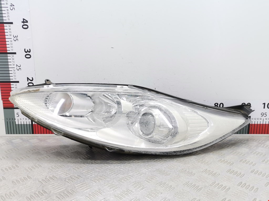 Фара левая Ford Fiesta 6