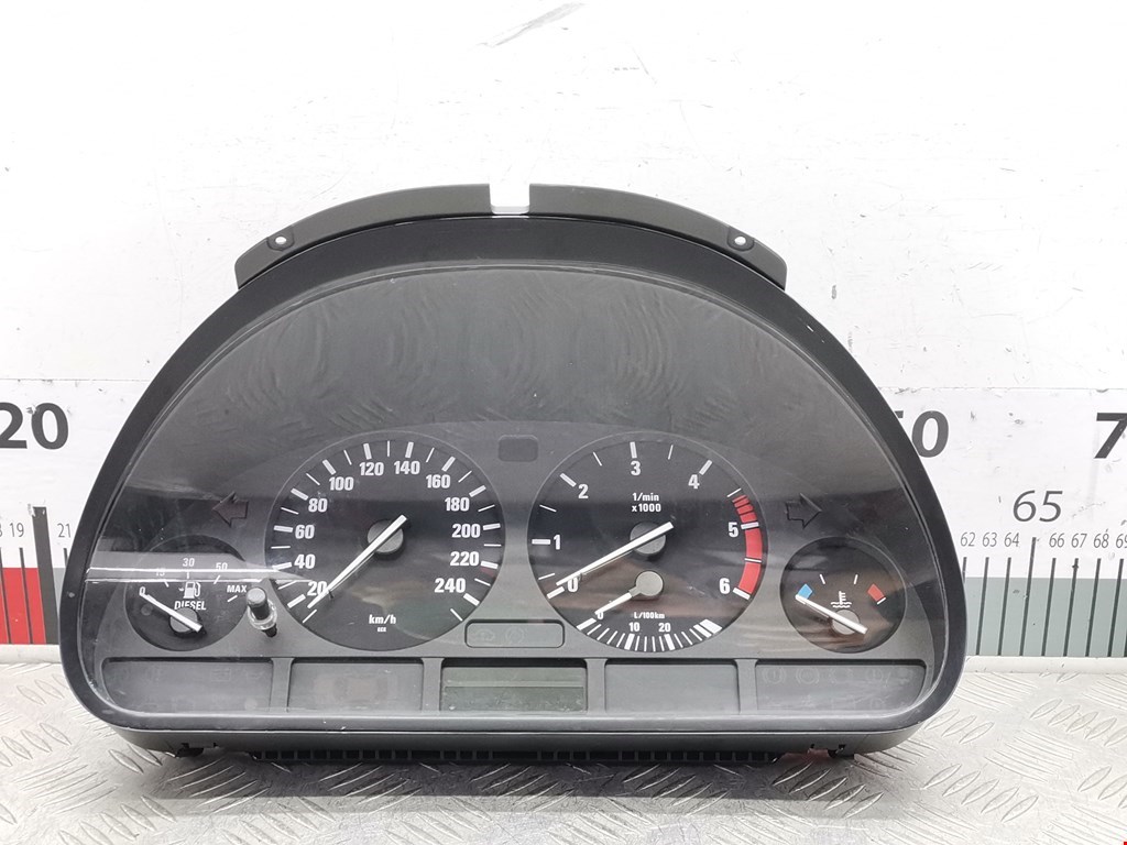 Панель приборная (щиток приборов) BMW 5-Series (E39)