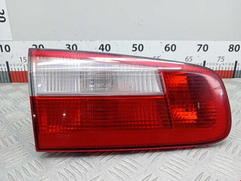 Фонарь крышки багажника левый Renault Laguna 2