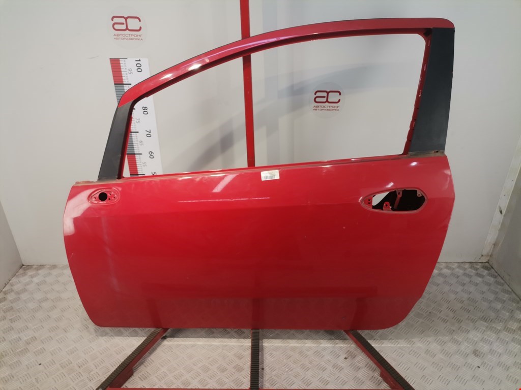 Дверь передняя левая Fiat Punto 3 (199/310)