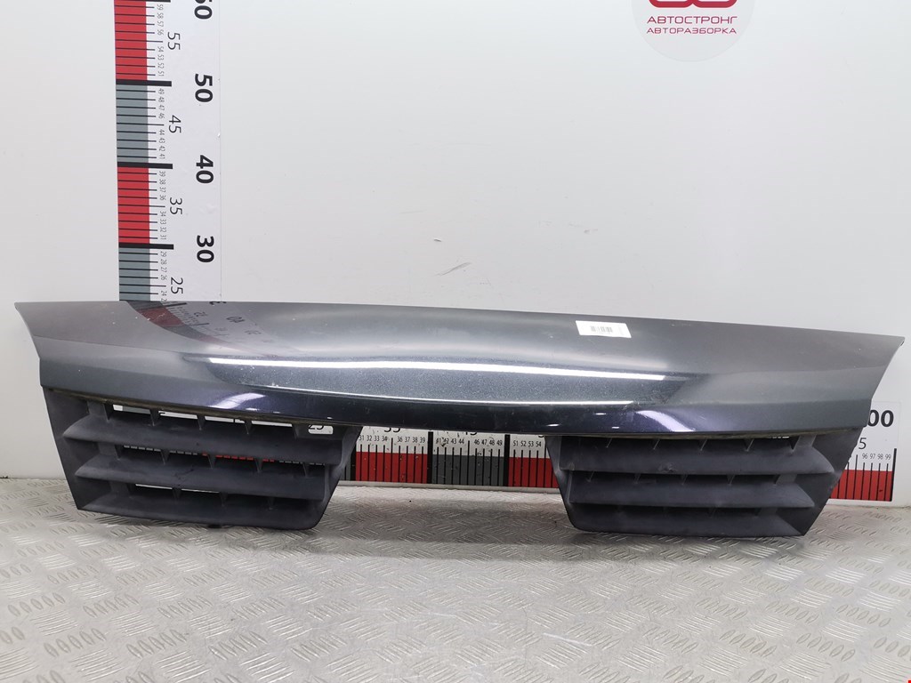 Решетка радиатора Renault Scenic 2