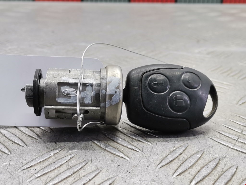 Замок зажигания Ford Fusion