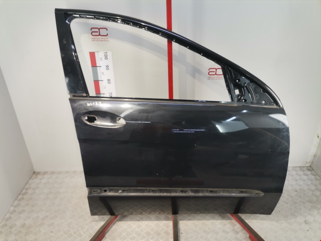 Дверь передняя правая Mercedes R-Class (W251)