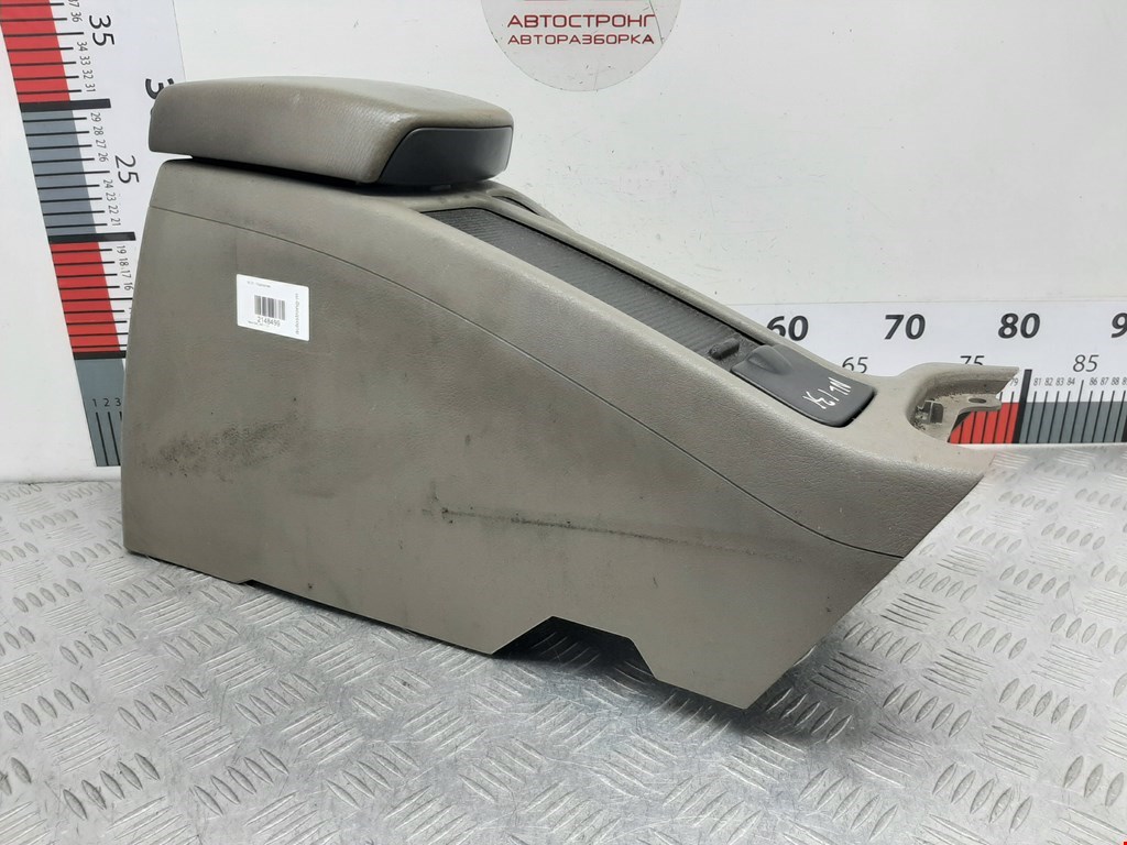 Подлокотник Volvo S40 V40 1