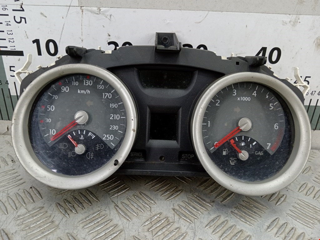 Панель приборная (щиток приборов) Renault Megane 2