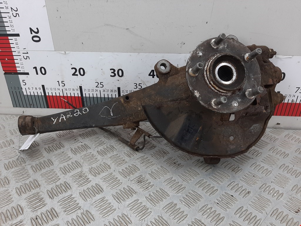 Кулак поворотный правый Mazda 6 GH