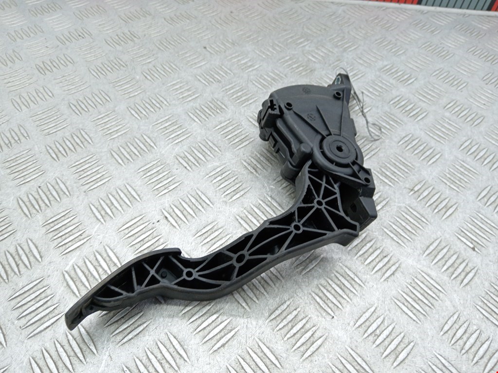 Педаль газа Mazda 2 DY