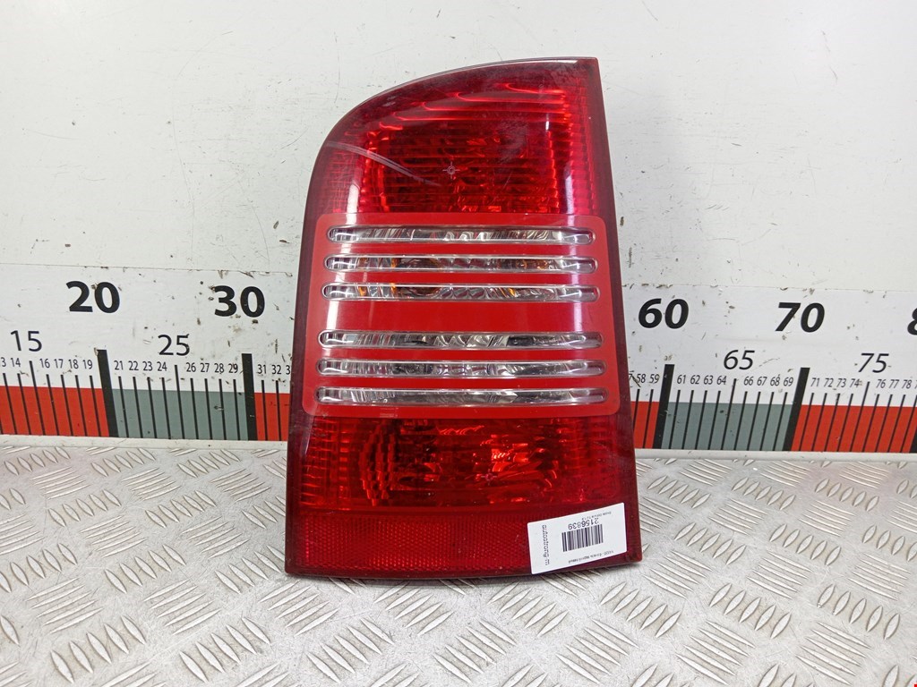 Фонарь задний левый Skoda Octavia 1U