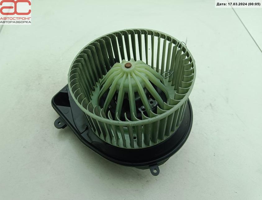 Моторчик печки (вентилятор отопителя) Volkswagen Passat 5 купить в Беларуси