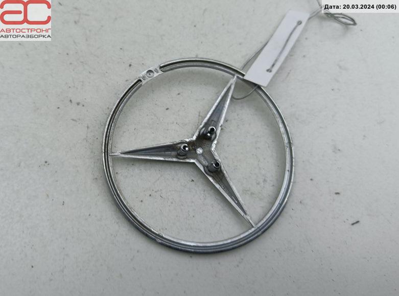 Эмблема (значок) Mercedes C-Class (W203) купить в Беларуси