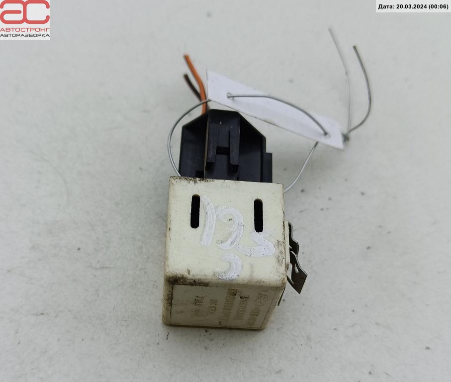 Реле поворотов форд транзит 2000 2006 Ford Transit Блок реле 2000-2006 арт. 00001250296, цена 1 400 руб. купить в СП