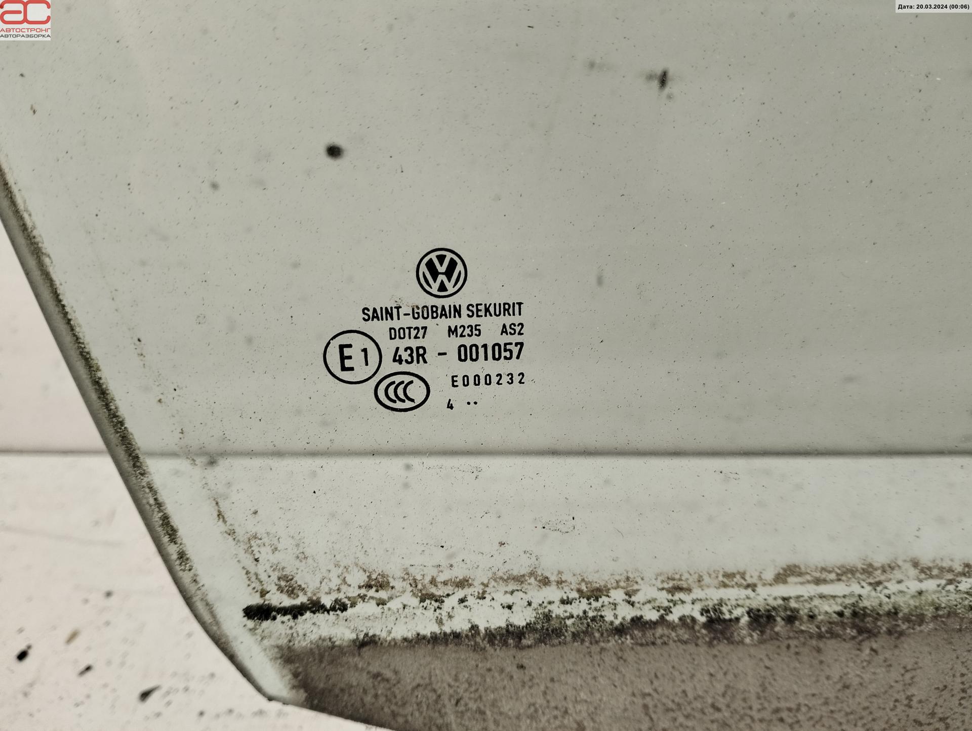 Стекло двери передней правой Volkswagen Golf 4 купить в Беларуси