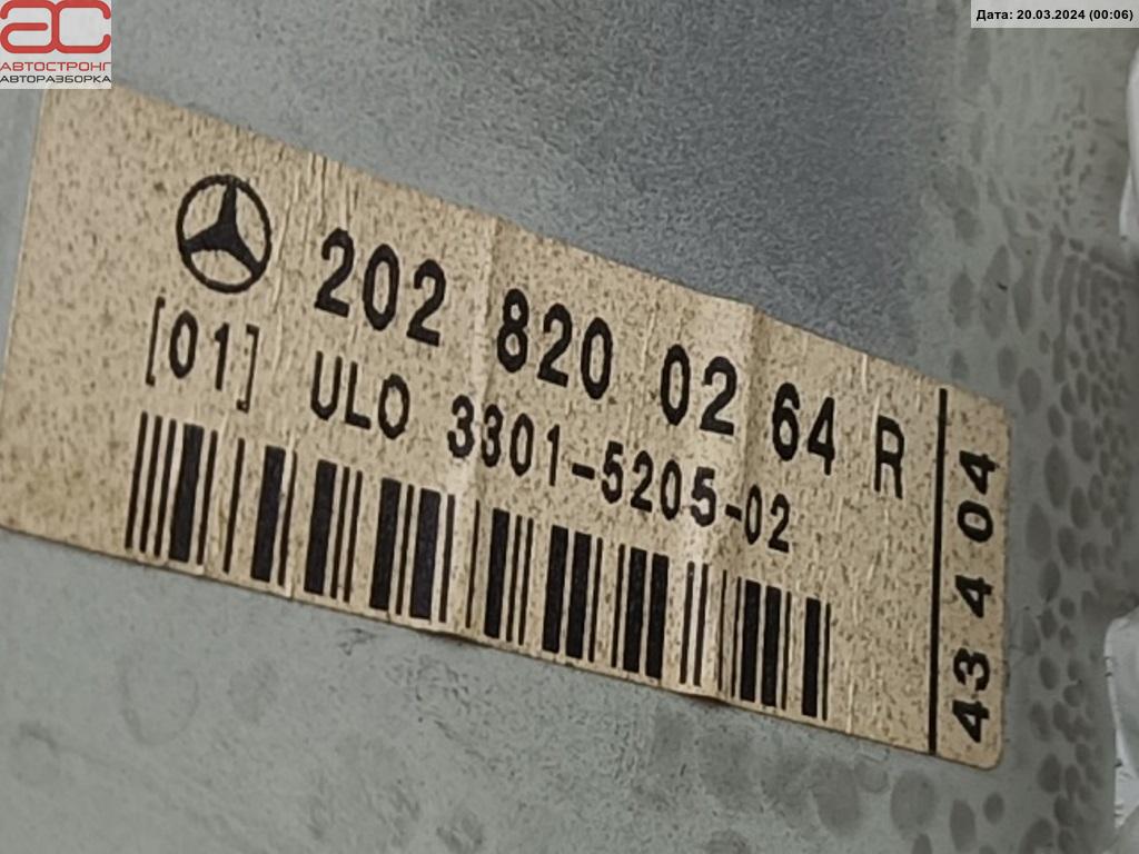 Фонарь задний правый Mercedes C-Class (W202) купить в России
