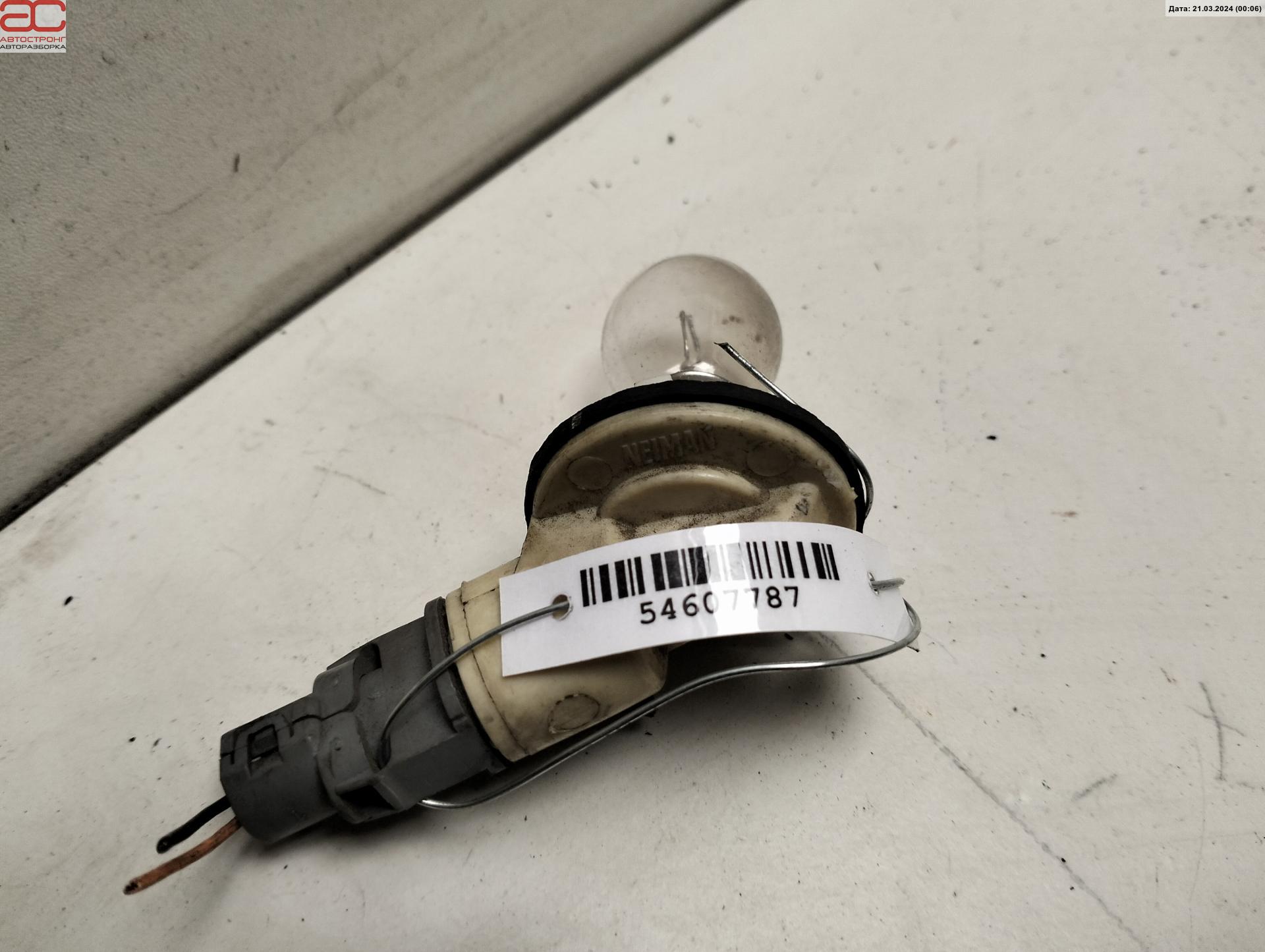 Патрон лампы указателя поворота Renault Megane 1 купить в России
