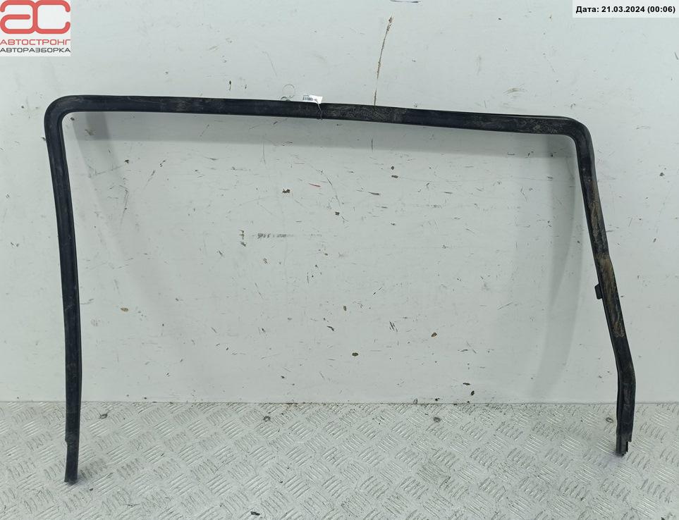 Накладка декоративная (молдинг) стекла двери задней правой наружная  Volkswagen Sharan 1 купить в России