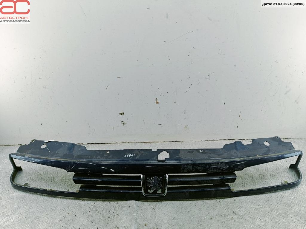Решетка радиатора Peugeot 806 купить в Беларуси