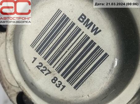 Полуось задняя левая (приводной вал шрус) BMW 7-Series (E38) купить в России