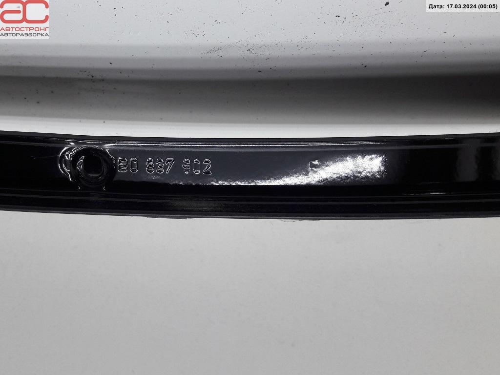 Накладка декоративная (молдинг) передней правой двери Volkswagen Passat 5 GP купить в России